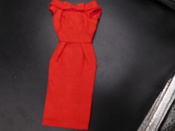 pak red silk sheath good view